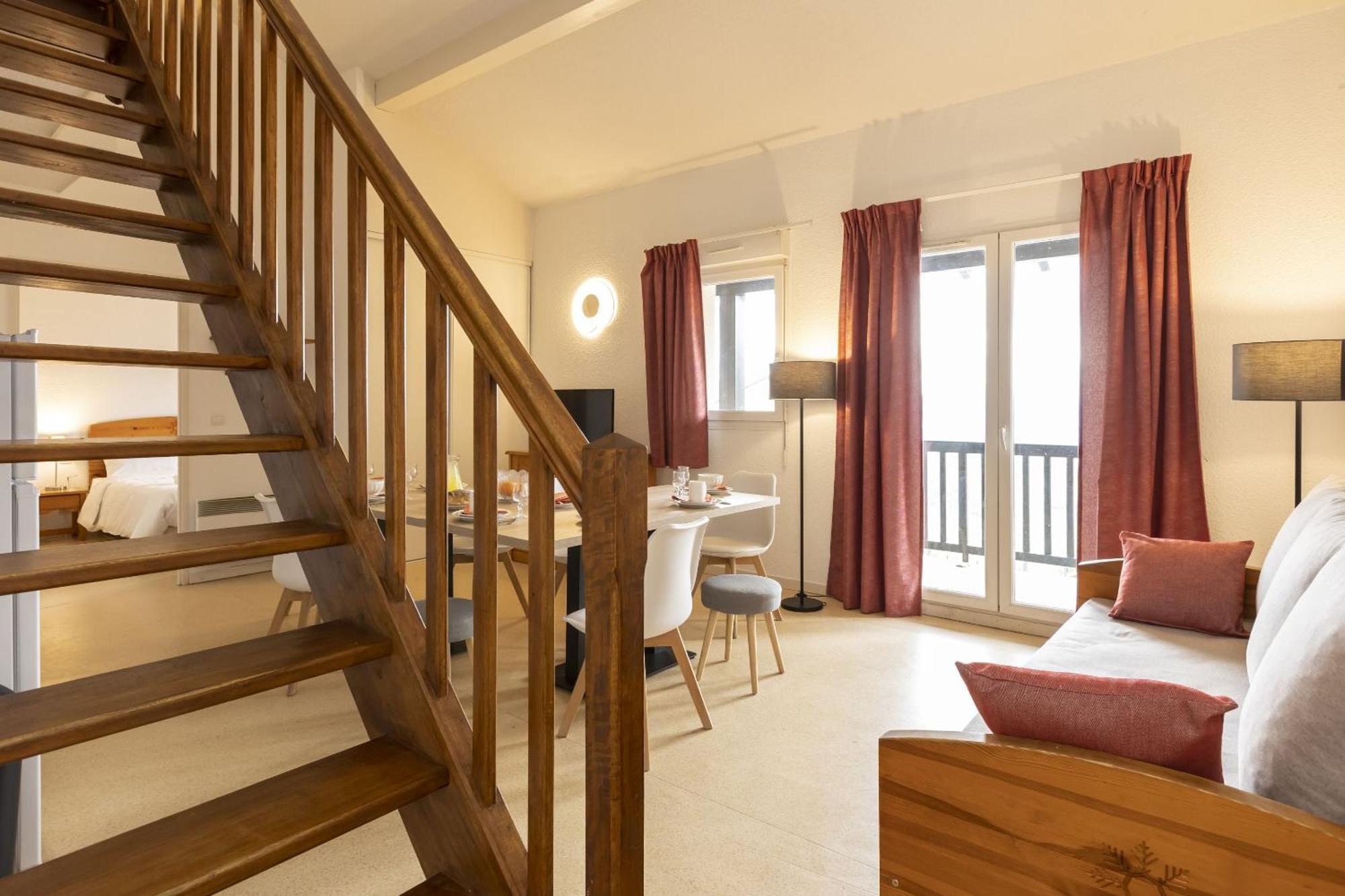 Residence Odalys Mille Soleils Font-Romeu-Odeillo-Via Εξωτερικό φωτογραφία