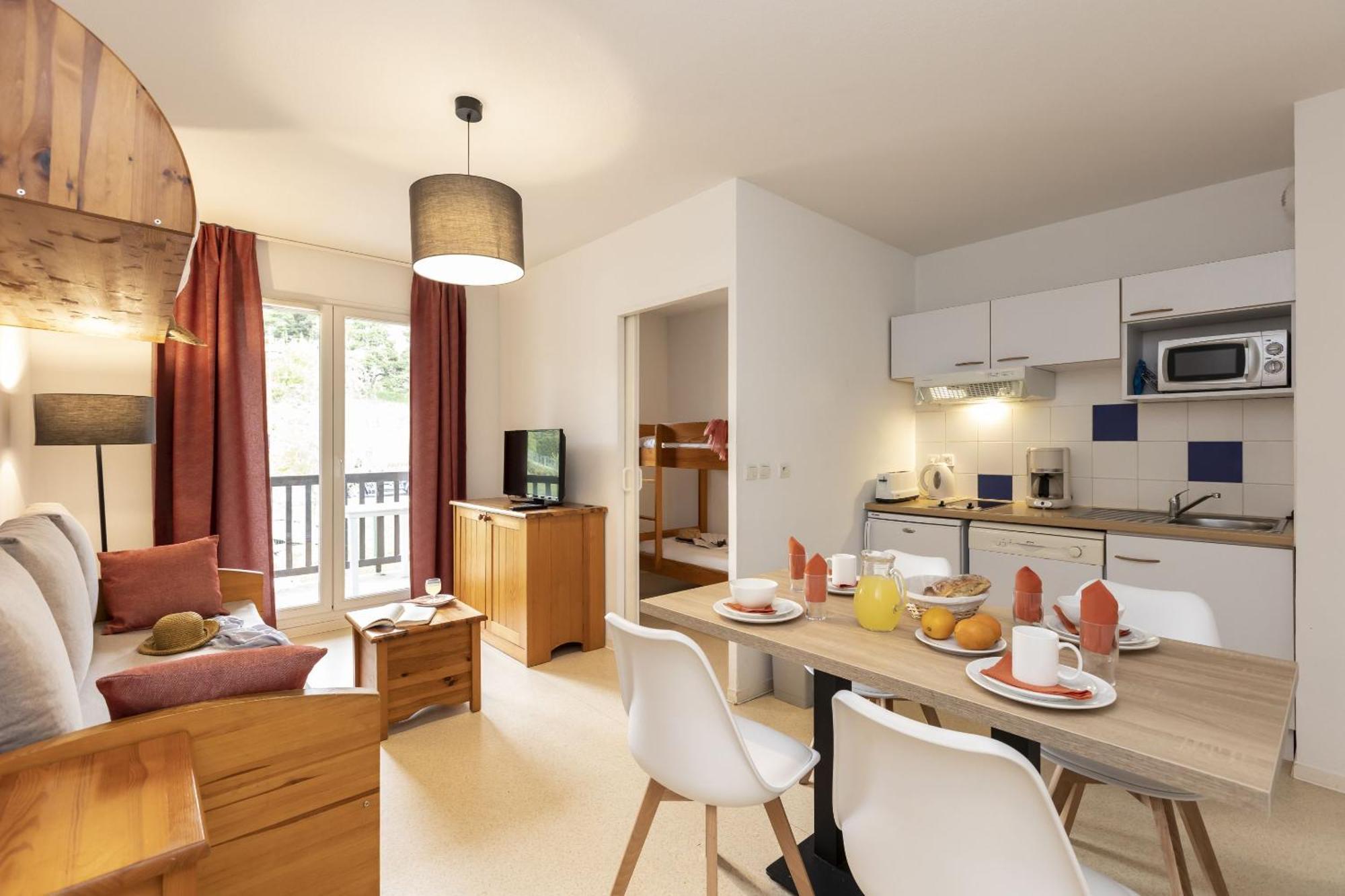 Residence Odalys Mille Soleils Font-Romeu-Odeillo-Via Εξωτερικό φωτογραφία